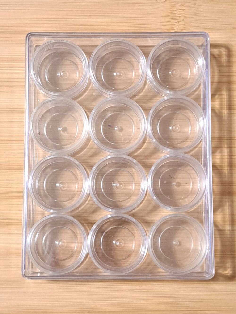 Beadsmith Bead Storage Case with 12 Jars